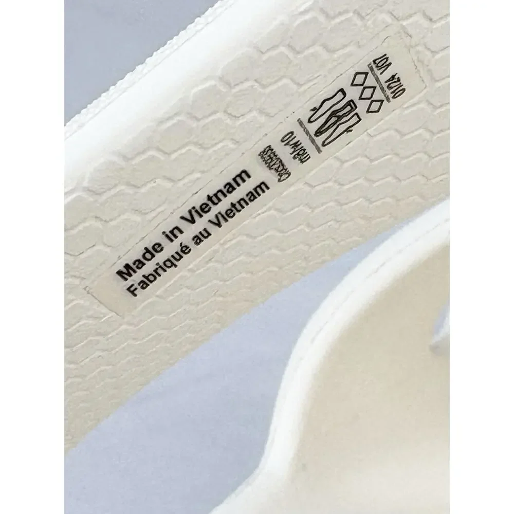 Crocs Stomp Fisherman Platform Sandals Chalk 209938-0WV Men’s 8 Women’s 10 New